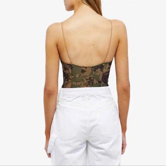 Good American Leaf CAMO001 NWT Printed Mesh Corset Bodysuit with snaps. - Picture 2 of 15